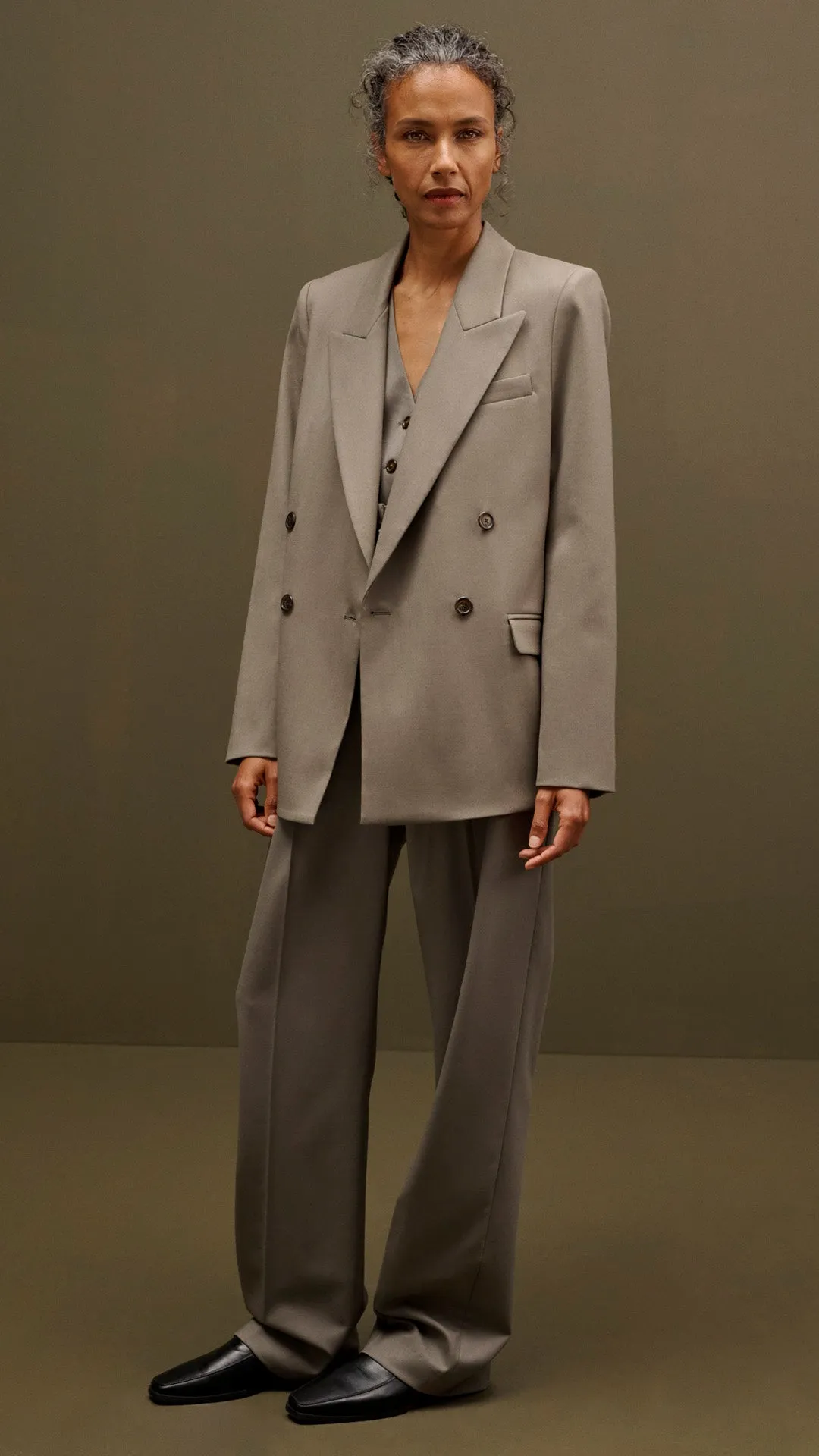 Peak Lapel Blazer in Seasonless Wool | Ash