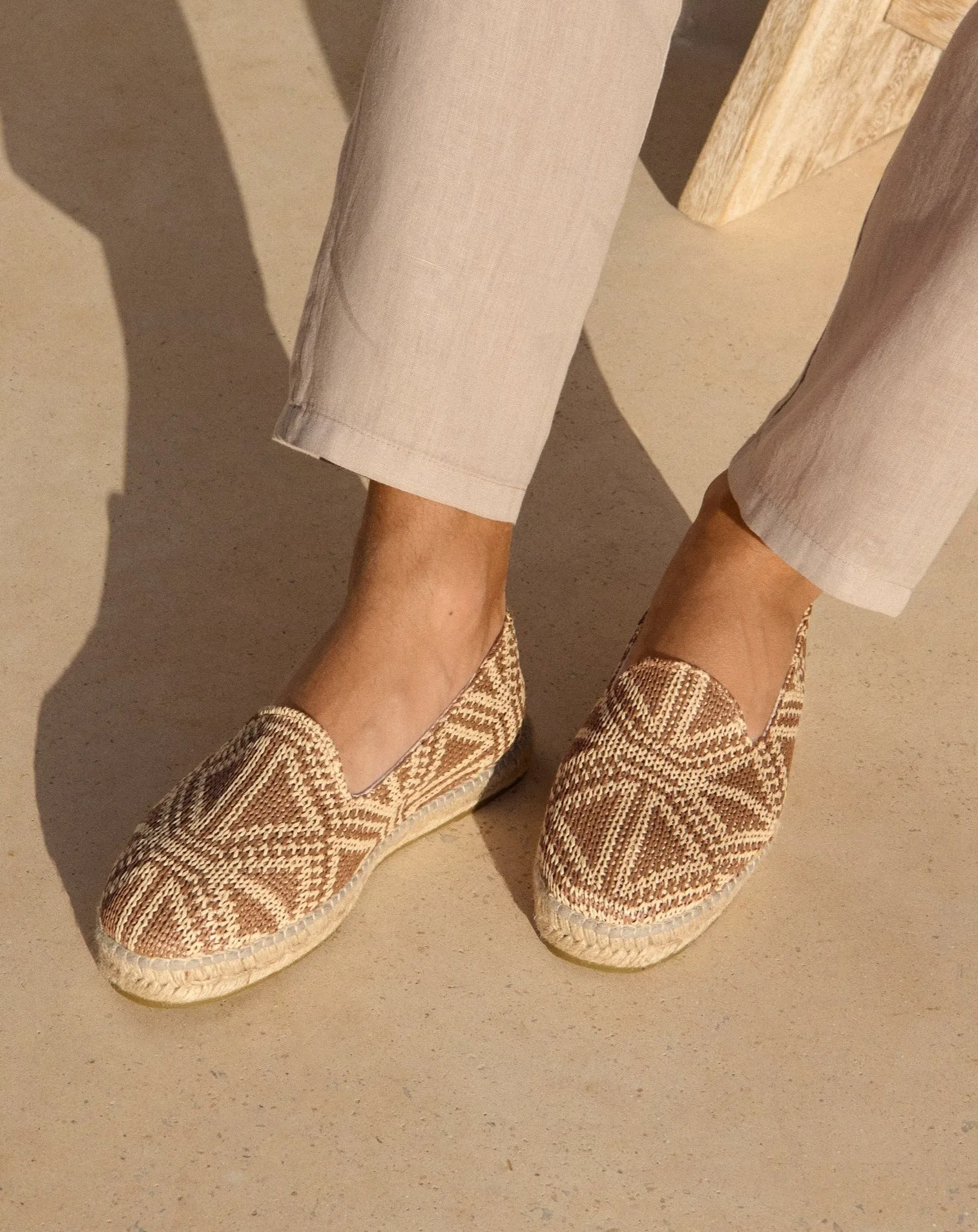 Raffia Pattern Espadrilles - Z09C0 - Yucatán Brown Triangles On Natural